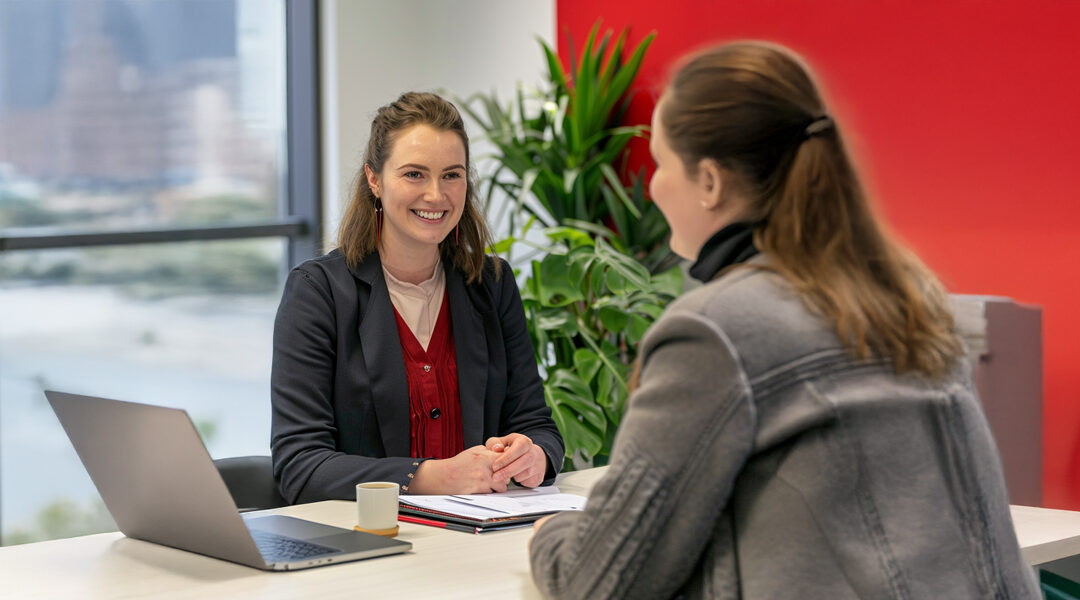 Recrutement : comment gérer l’inversion du pouvoir entre clients et candidats dans un marché compétitif ?